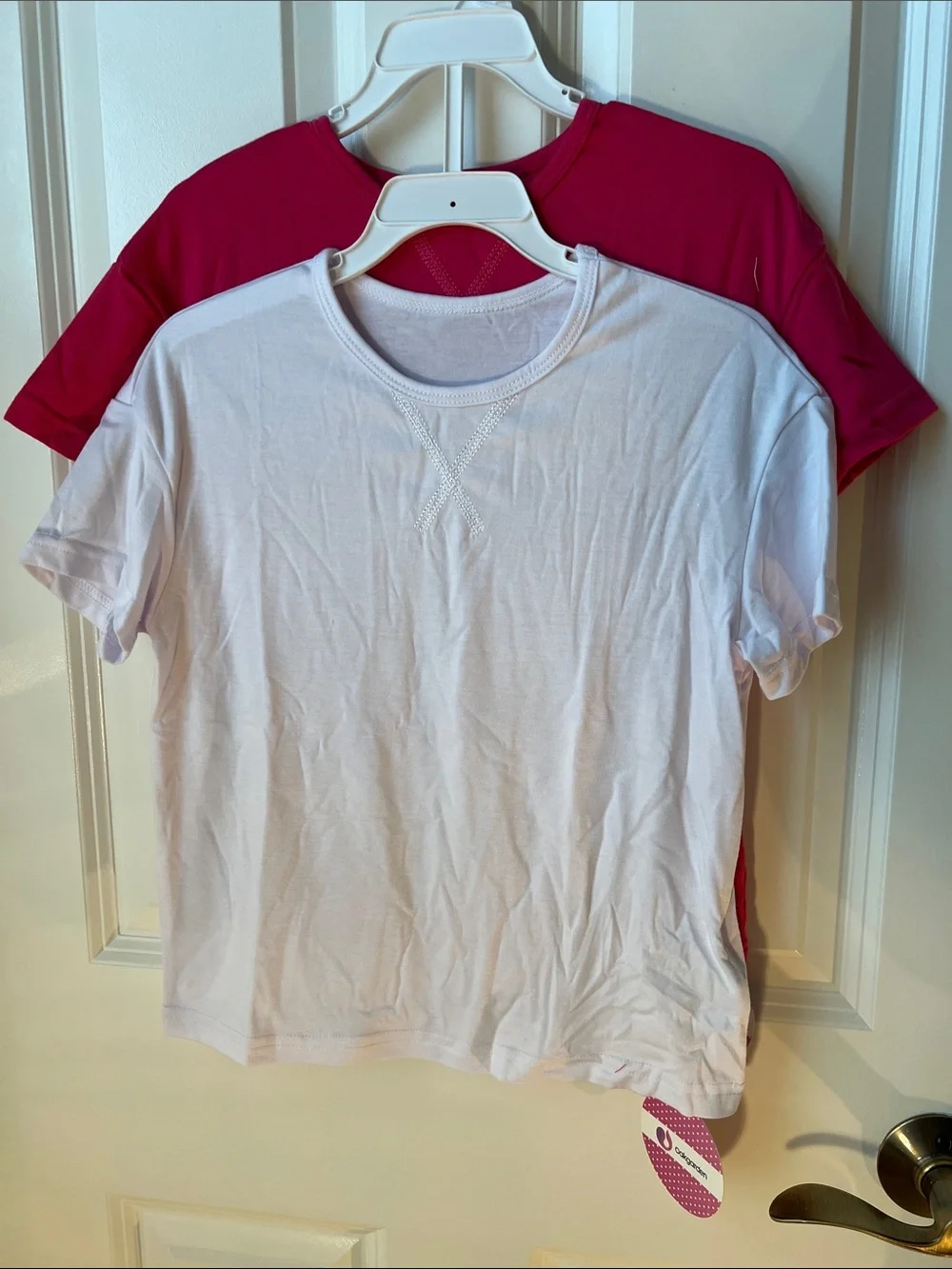 Kids Short Sleeve Tees-Pink And White Size 5-6 Lot Of 2   Free Squeeze Cube NWT